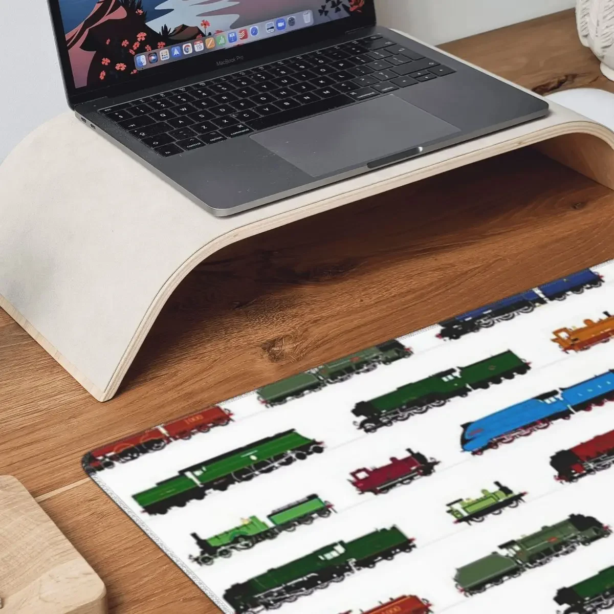 Iconic British Steam Trains La - Gaming Accessories Icon 评论和价格