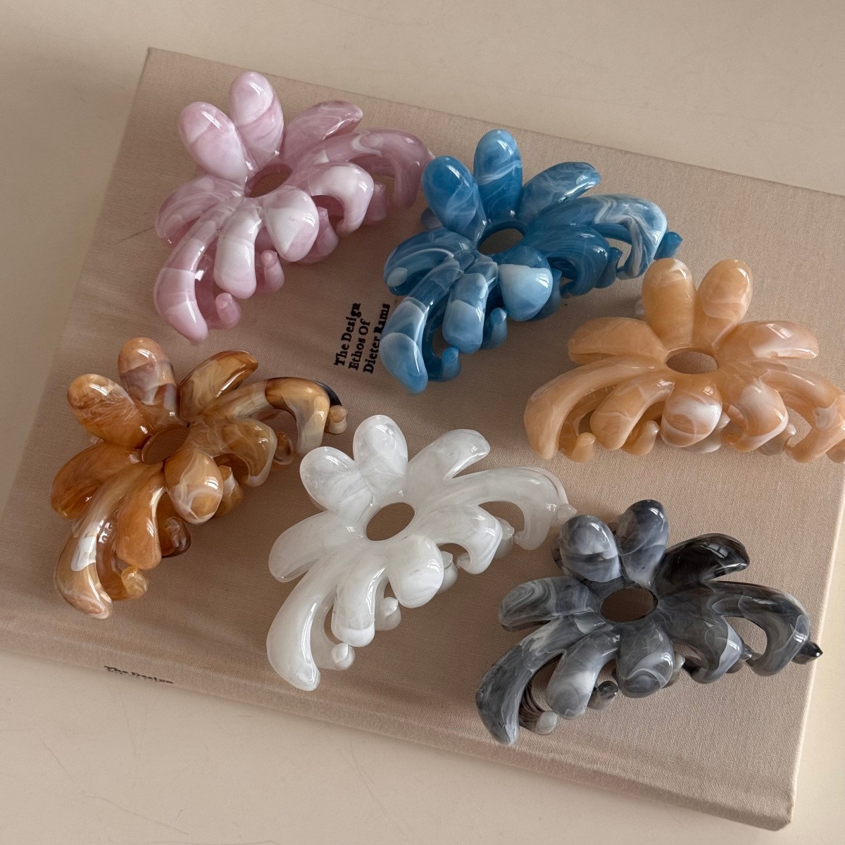 Flower Large Hair Claw Clips C - Gaming Accessories Storage 评论和价格
